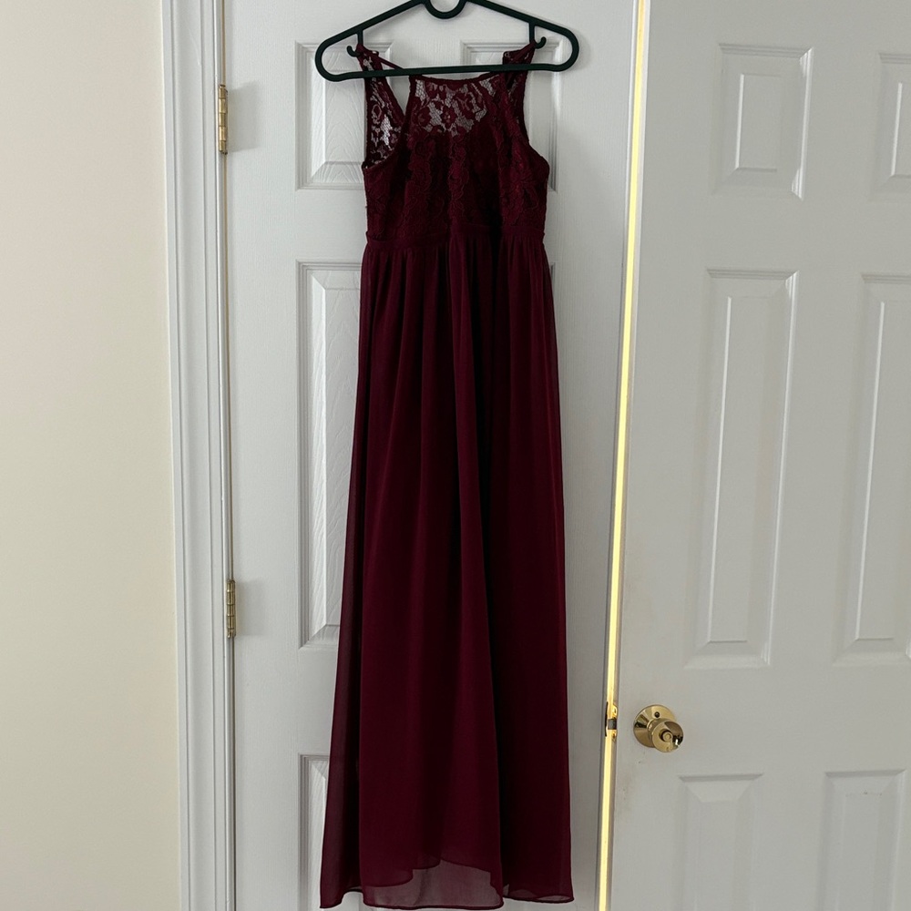 Elegant Burgundy Girls Lace Maxi Dress